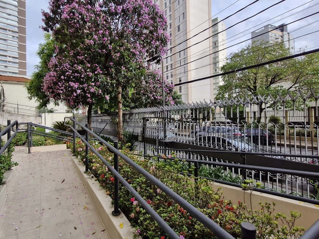 Apartamento com 1600m² 4 quartos e 3 banheiros, à venda, no bairro Jardim das Acácias em São Paulo