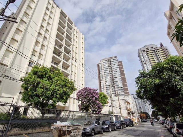 Apartamento com 1600m² 4 quartos e 3 banheiros, à venda, no bairro Jardim das Acácias em São Paulo