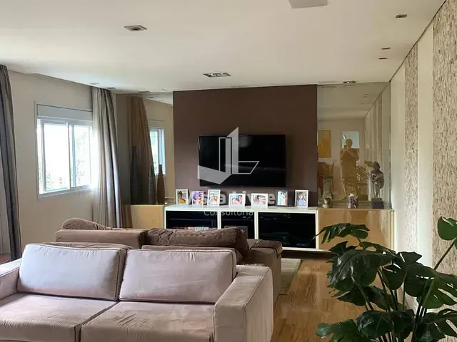 Apartamento com 206m² 3 quartos e 5 banheiros, à venda, no bairro Campo Belo em São Paulo