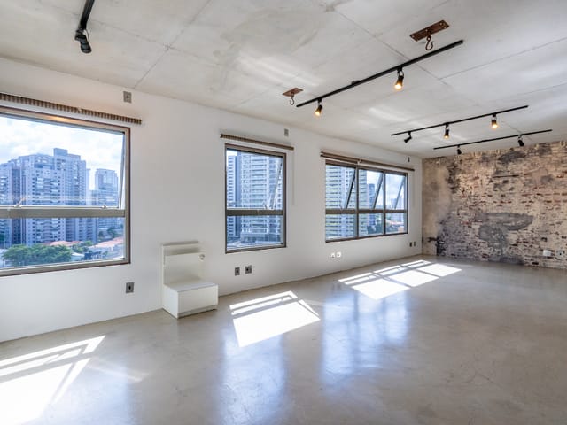 Apartamento com 70m² 1 quarto e 1 banheiro, à venda, no bairro Jardim das Acácias em São Paulo