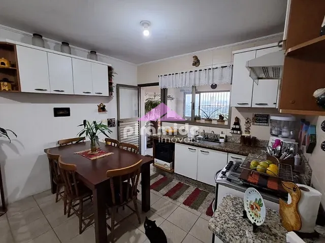 Apartamento com 170m² 4 quartos e 2 banheiros, à venda, no bairro Centro em São José dos Campos