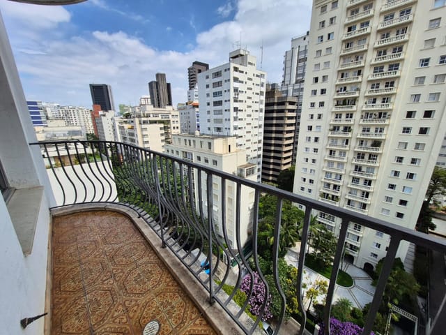 Apartamento com 202m² 4 quartos e 3 banheiros, à venda, no bairro Higienópolis em São Paulo
