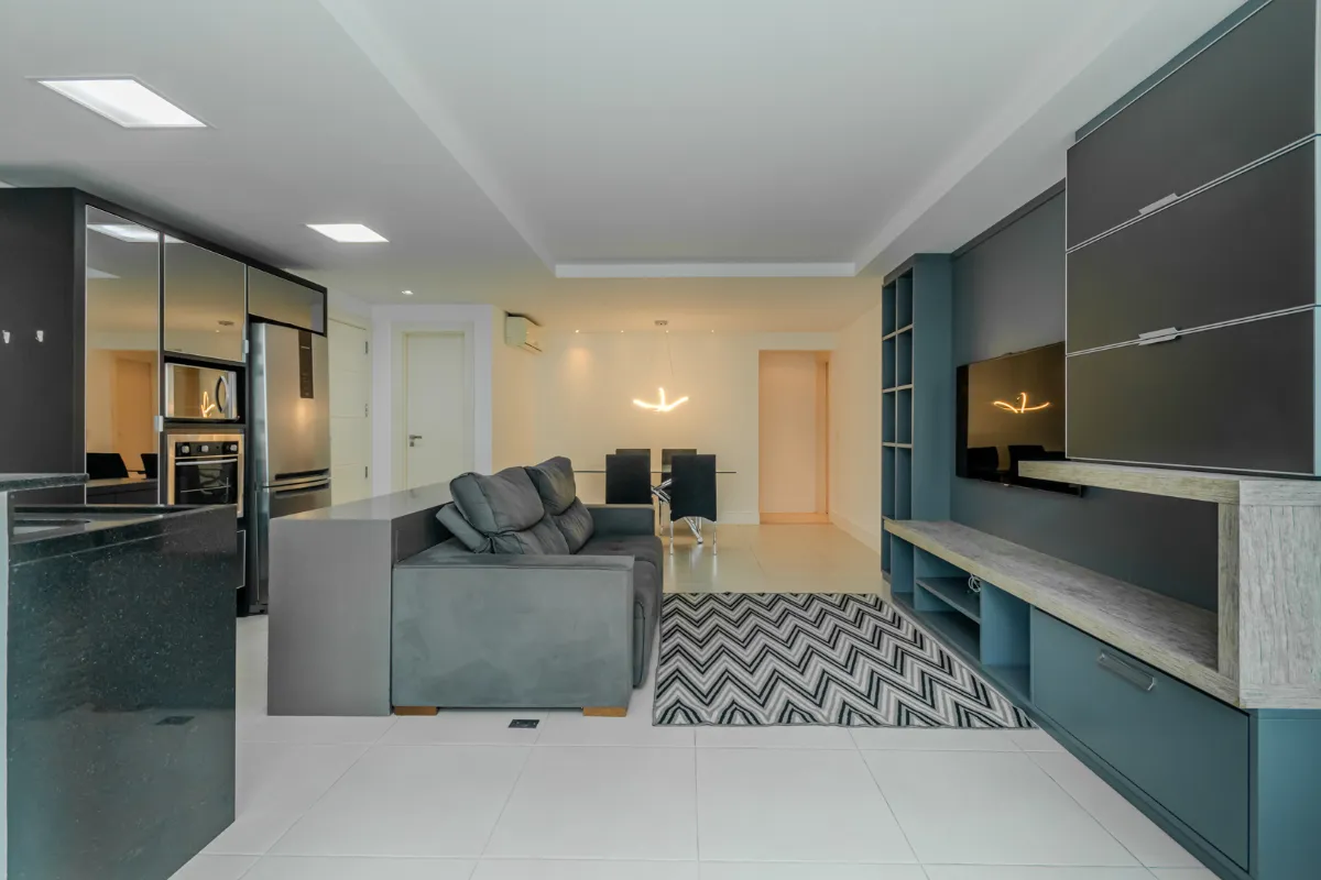 Apartamento para venda em Centro com 2 quartos, sendo 2 suítes, 95m²
