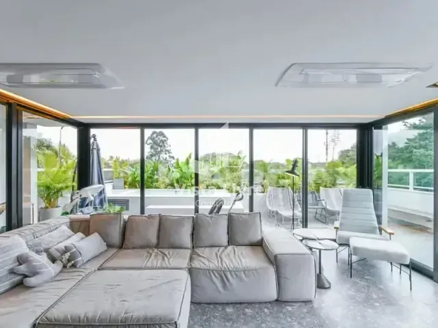 Cobertura / Penthouse com 260m² 3 quartos e 4 banheiros, à venda, no bairro Alto de Pinheiros em São Paulo