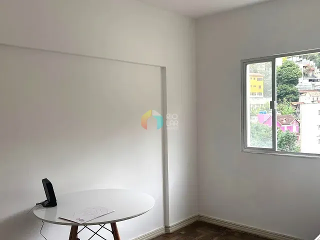 Apartamento com 65m² 1 quarto e 1 banheiro, à venda, no bairro Santa Teresa em Rio de Janeiro