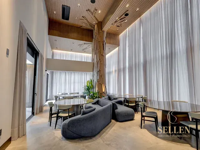 Apartamento com 294m² 4 quartos e 5 banheiros, à venda, no bairro Centro em Balneário Camboriú
