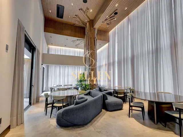 Apartamento com 294m² 4 quartos e 5 banheiros, à venda, no bairro Centro em Balneário Camboriú