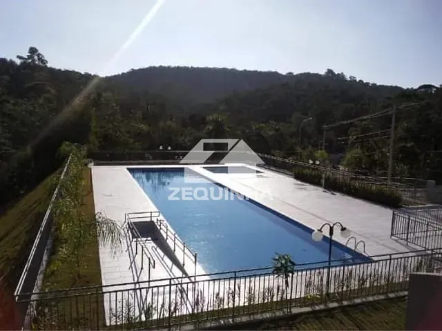 Apartamento com 43m² 2 quartos e 1 banheiro, à venda, no bairro Recanto Vista Alegre em Cotia