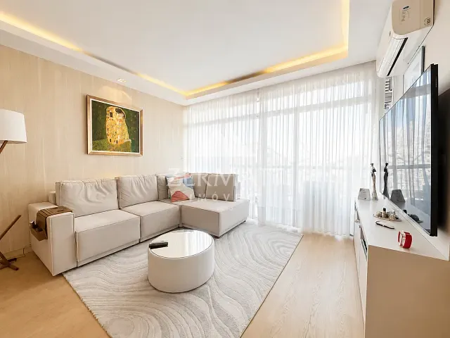 Apartamento 3 quartos e 3 banheiros, à venda, no bairro Jardim Blumenau em Blumenau