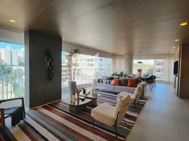 Apartamento com 193m² 4 quartos e 5 banheiros, à venda, no bairro Vila Madalena em São Paulo