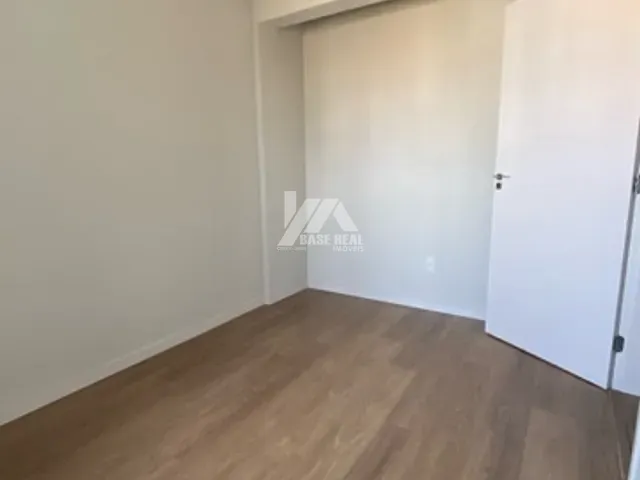 Apartamento 2 quartos e 2 banheiros, à venda, no bairro Centro em Ponta Grossa