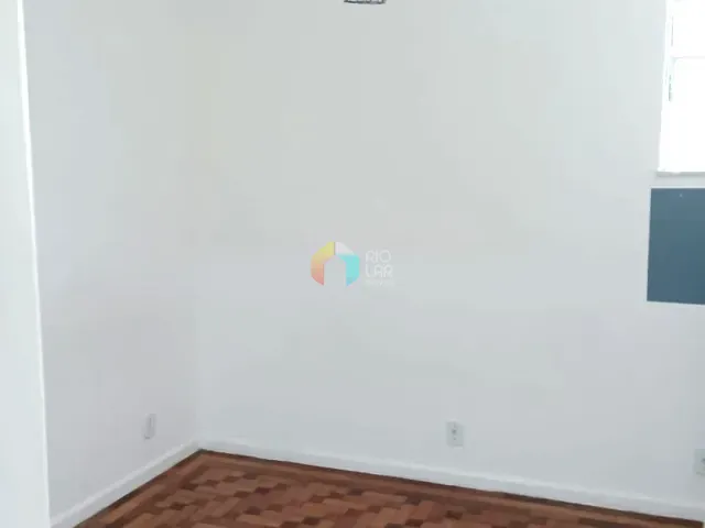 Apartamento com 20m² 1 quarto e 1 banheiro, à venda, no bairro Flamengo em Rio de Janeiro