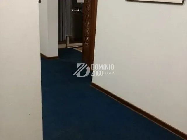 Apartamento com 179m² 4 quartos e 4 banheiros, à venda, no bairro Centro em Uberaba