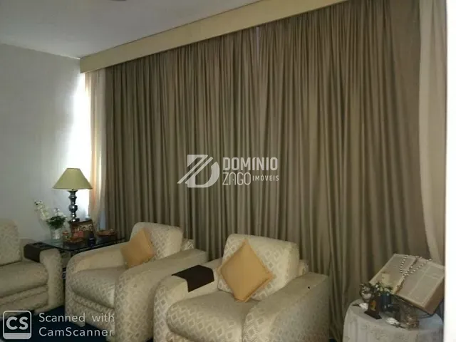 Apartamento com 179m² 4 quartos e 4 banheiros, à venda, no bairro Centro em Uberaba