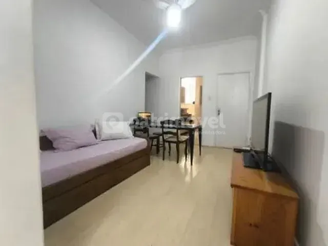 Apartamento com 85m² 2 quartos e 2 banheiros, à venda, no bairro Copacabana em Rio de Janeiro