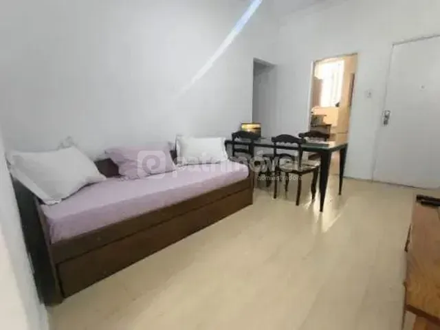 Apartamento com 85m² 2 quartos e 2 banheiros, à venda, no bairro Copacabana em Rio de Janeiro