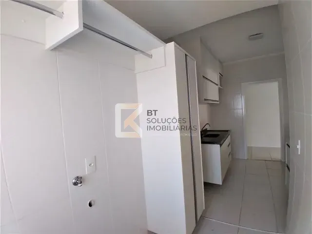 Apartamento 2 quartos e 1 banheiro, para alugar, no bairro Parque São Lourenço em Indaiatuba