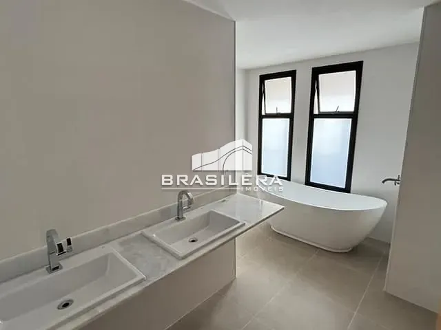Apartamento 4 quartos e 6 banheiros, à venda, no bairro Setor Marista em Goiânia