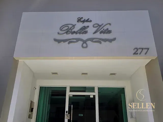 Apartamento com 109m² 2 quartos e 2 banheiros, à venda, no bairro B. Nações em Balneário Camboriú