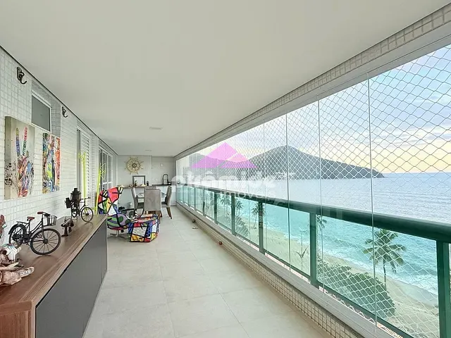 Apartamento com 338m² 4 quartos e 2 banheiros, à venda, no bairro Martim de Sá em Caraguatatuba