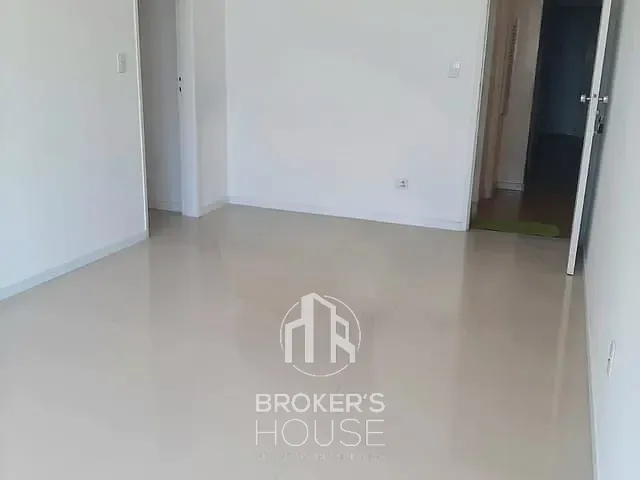 Apartamento 2 quartos e 2 banheiros, à venda, no bairro Santa Helena em Vitória