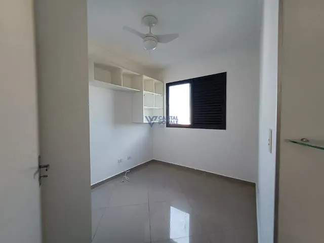 Apartamento 3 quartos e 2 banheiros, para alugar, no bairro Jardim das Indústrias em São José dos Campos