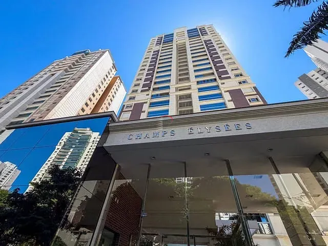 Apartamento com 195m² 3 quartos e 4 banheiros, à venda, no bairro Gleba Fazenda Palhano em Londrina