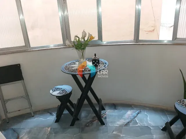 Apartamento 1 quarto e 1 banheiro, à venda, no bairro Copacabana em Rio de Janeiro