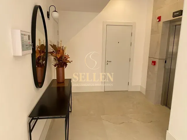 Apartamento 2 quartos e 2 banheiros, à venda, no bairro Nações em Balneário Camboriú