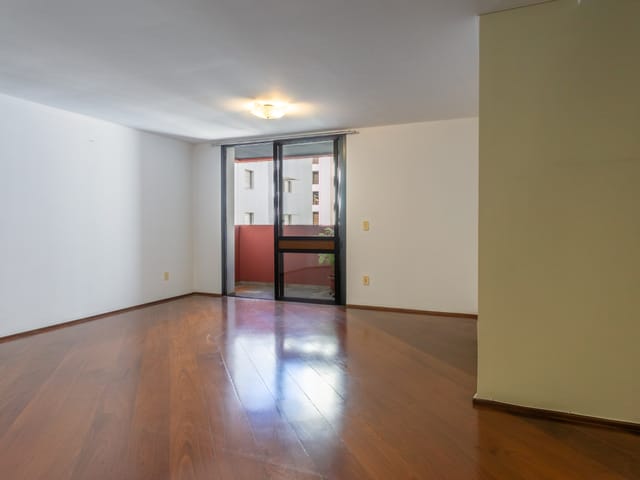 Foto do Apartamento - Apartamento para venda em Moema com 3 quartos, sendo 1 suíte , 120m² | Correteria Imóveis