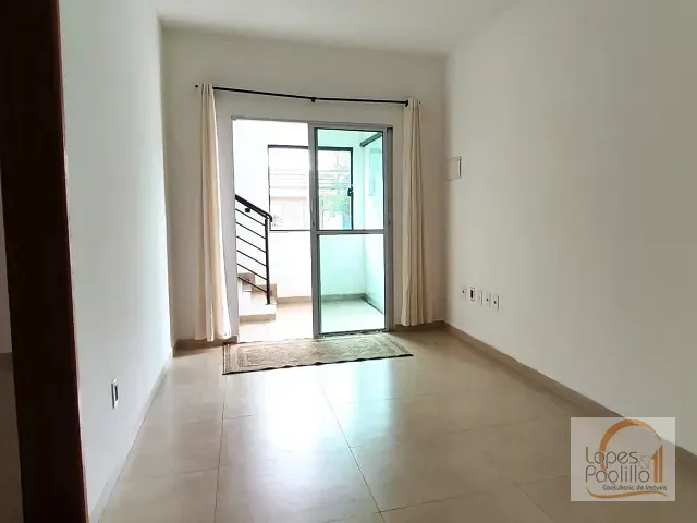 Apartamento com 70m² 2 quartos e 2 banheiros, à venda ou para alugar, no bairro Jardim Colonial em Atibaia