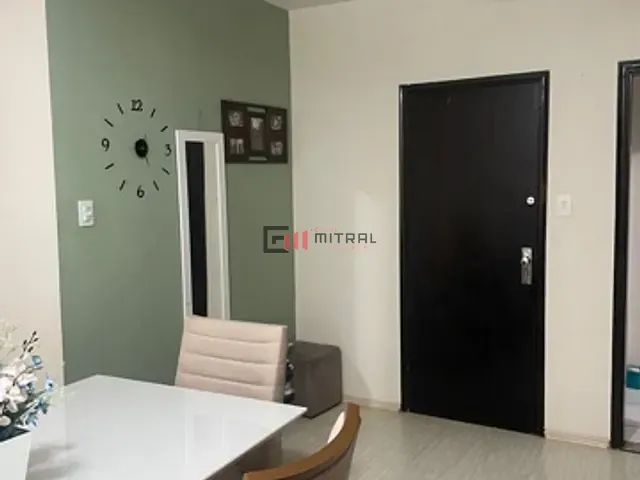 Apartamento 3 quartos e 2 banheiros, à venda, no bairro Jardim Higienópolis em Londrina