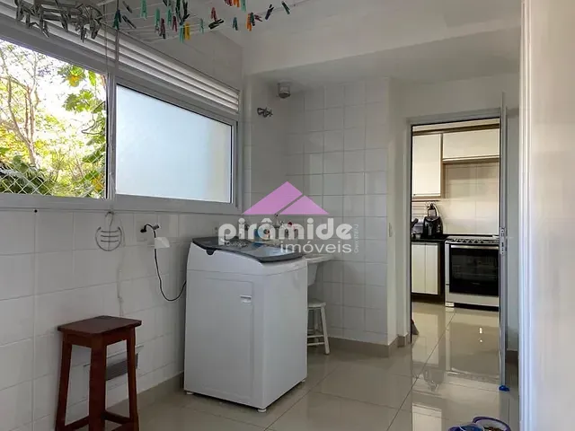 Apartamento com 233m² 4 quartos e 5 banheiros, à venda, no bairro Vila Adyana em São José dos Campos