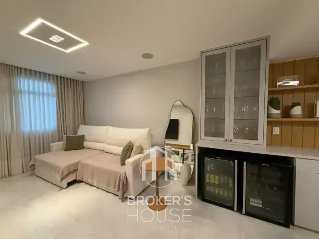 Apartamento 3 quartos e 2 banheiros, à venda, no bairro Praia do Canto em Vitória