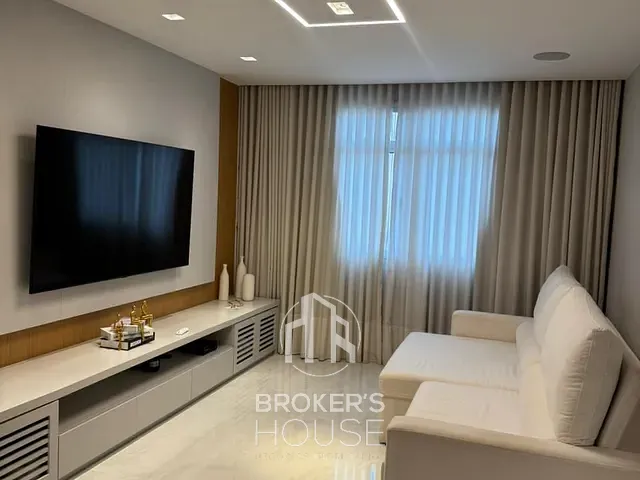 Apartamento 3 quartos e 2 banheiros, à venda, no bairro Praia do Canto em Vitória