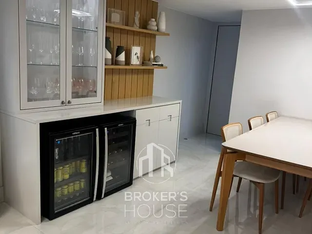 Apartamento 3 quartos e 2 banheiros, à venda, no bairro Praia do Canto em Vitória