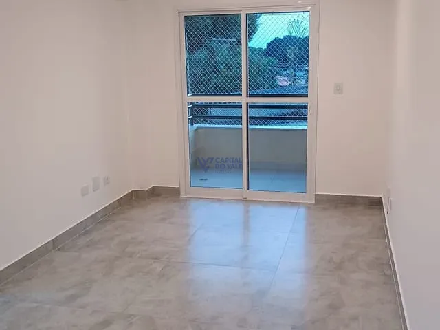 Apartamento 2 quartos e 2 banheiros, para alugar, no bairro Jardim Oriente em São José dos Campos