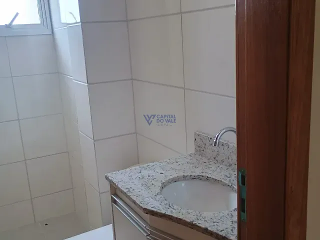 Apartamento 2 quartos e 2 banheiros, para alugar, no bairro Jardim Oriente em São José dos Campos