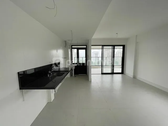 Apartamento 3 quartos e 3 banheiros, à venda, no bairro Barra da Tijuca em Rio de Janeiro