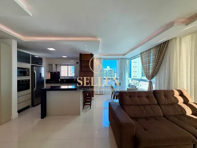 Apartamento com 161m² 3 quartos e 4 banheiros, à venda, no bairro Centro em Balneário Camboriú