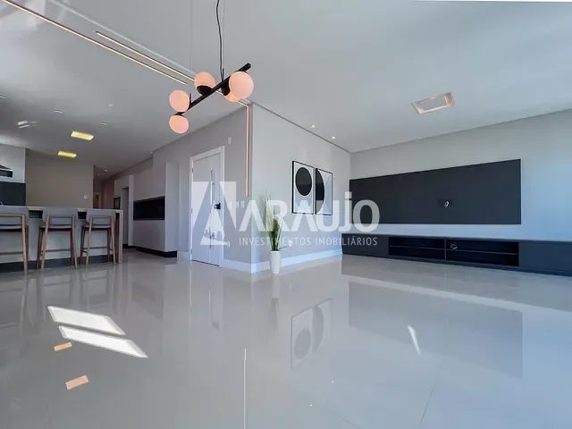 Apartamento 4 quartos e 5 banheiros, à venda, no bairro Fazenda em Itajaí
