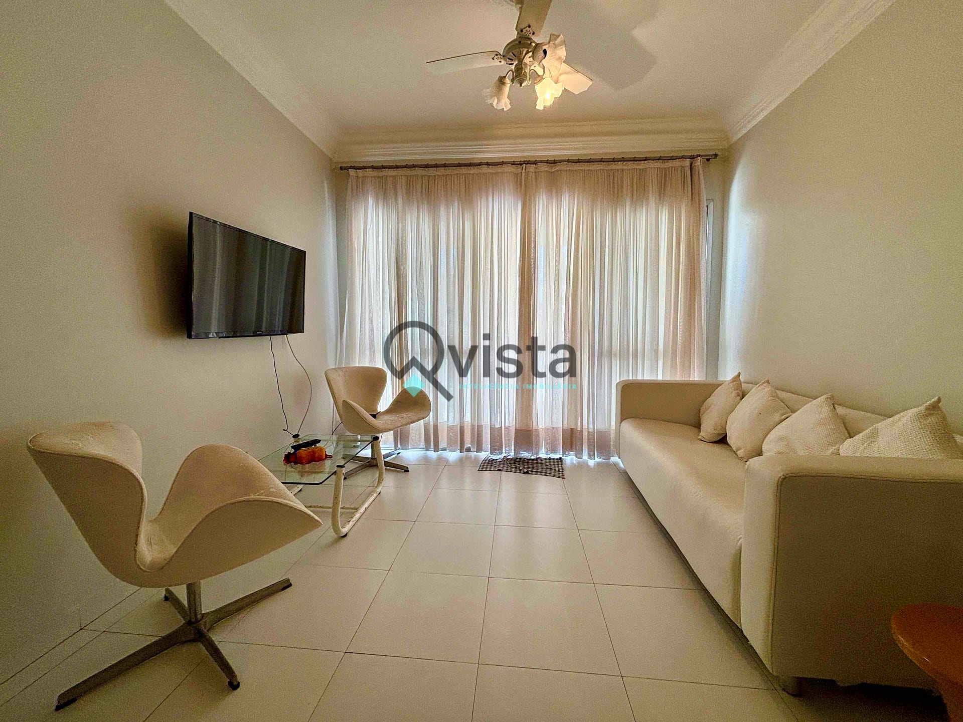 Apartamento à venda com 3 quartos, 100m² - Foto 2