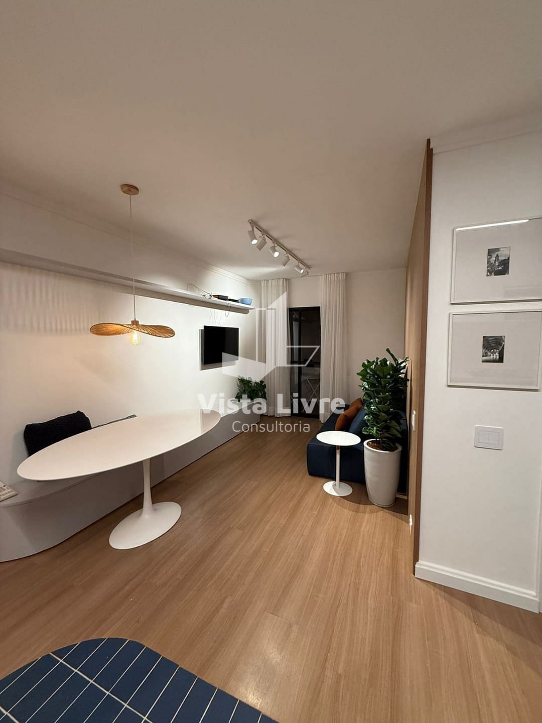 Apartamento à venda com 1 quarto, 50m² - Foto 2
