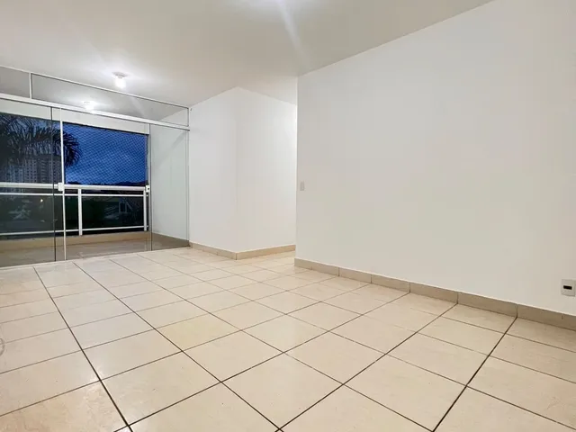 Apartamento 3 quartos e 2 banheiros, para alugar, no bairro Glória em Macaé