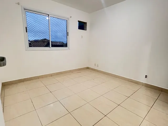 Apartamento 3 quartos e 2 banheiros, para alugar, no bairro Glória em Macaé