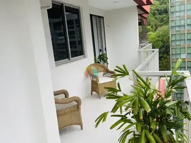Apartamento com 105m² 2 quartos e 3 banheiros, à venda, no bairro Copacabana em Rio de Janeiro