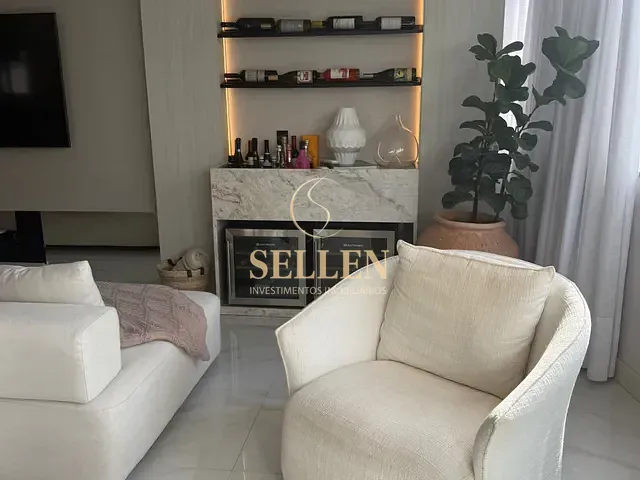 Apartamento com 118m² 2 quartos e 1 banheiro, à venda, no bairro Centro em Balneário Camboriú
