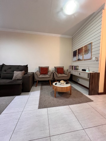 Apartamento 2 quartos e 1 banheiro, à venda, no bairro Granja dos Cavaleiros em Macaé