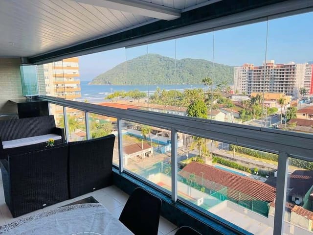 Apartamento 2 quartos e 2 banheiros, à venda, no bairro Centro em Bertioga