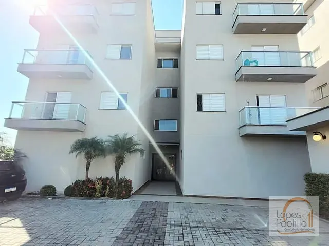 Apartamento com 69m² 2 quartos e 2 banheiros, à venda ou para alugar, no bairro Centro em Atibaia